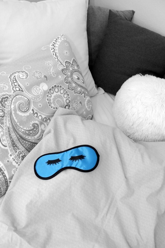 bedroom, bed, sleep glasses, pillow, bed linen, sleep, recover, relax, relaxation, blue, black-and-white, dreams, at home